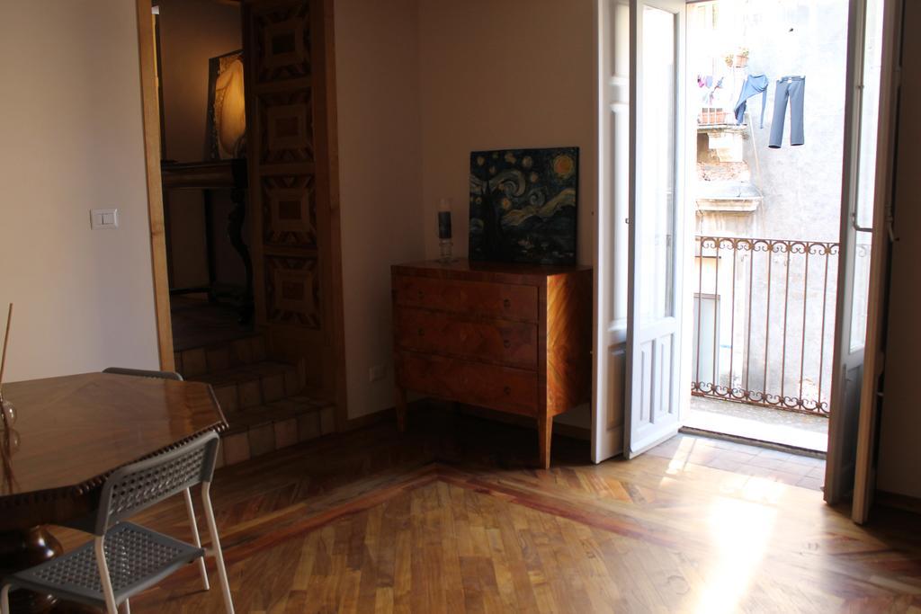Treasures Apartment Катания Екстериор снимка